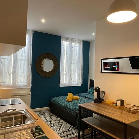 Chez Jean-Yves Et Zoe - La Boheme - Au Calme, Tres Propre, Proche Parkings Appartement Niort Buitenkant foto