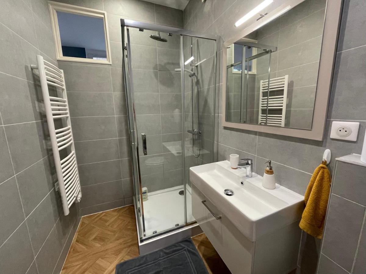 Chez Jean-Yves Et Zoe - La Boheme - Au Calme, Tres Propre, Proche Parkings Appartement Niort Buitenkant foto