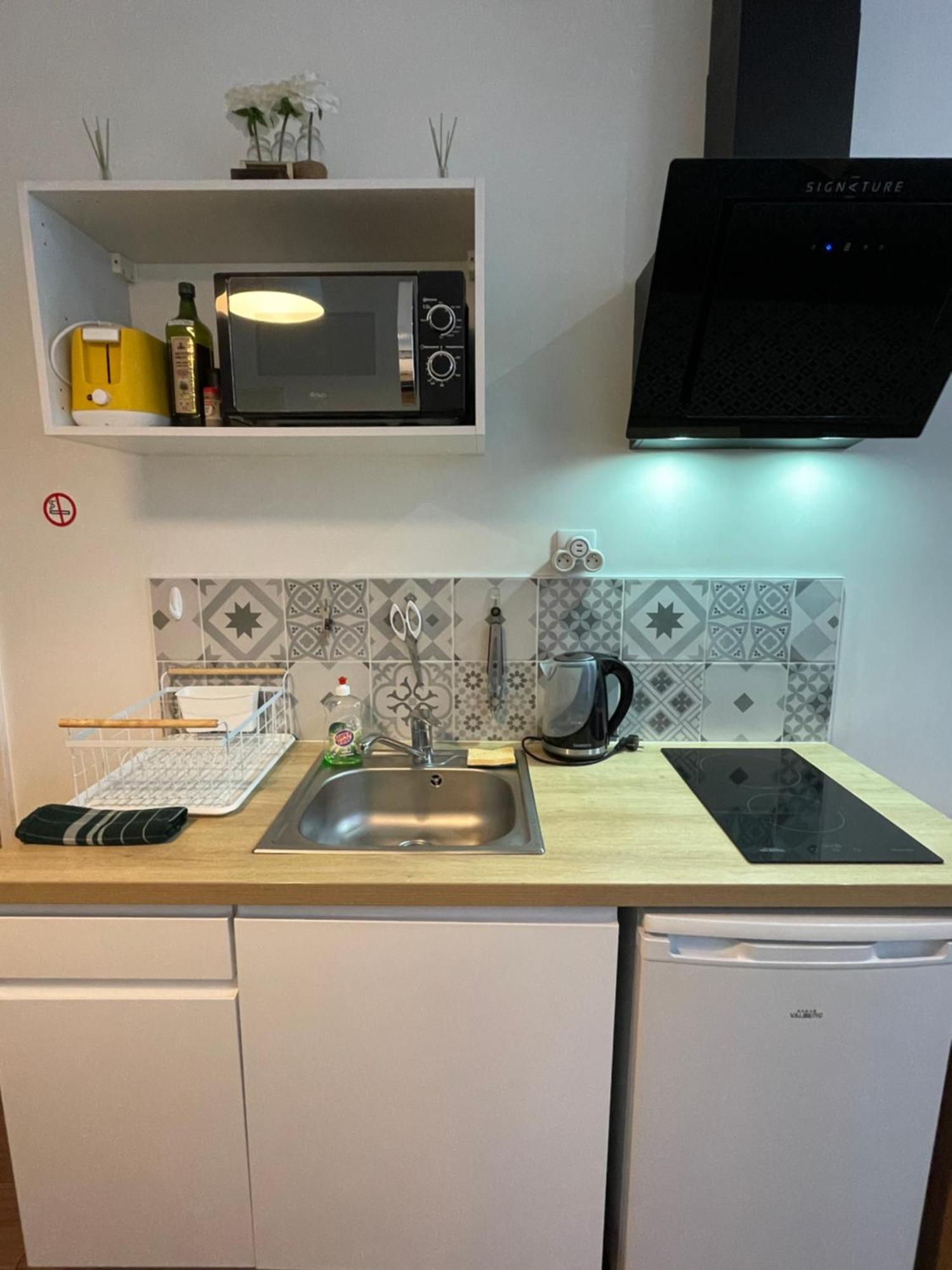 Chez Jean-Yves Et Zoe - La Boheme - Au Calme, Tres Propre, Proche Parkings Appartement Niort Buitenkant foto